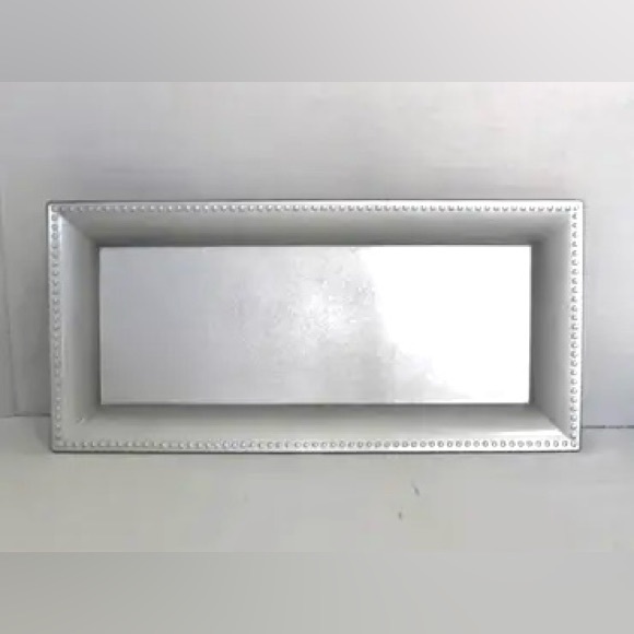 💗 SILVER CHARGER PLATE 💗 - Picture 2 of 3